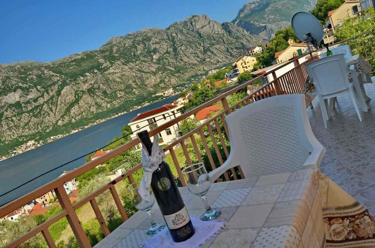 Apartmani Prcanj Kotor Exterior foto